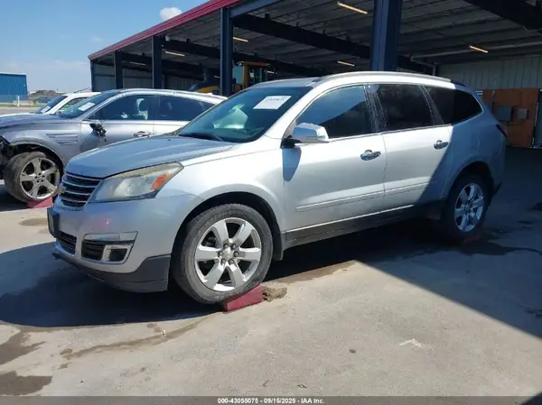 1GNKVGKD4GJ273215 2016 CHEVROLET TRAVERSE - Image 2