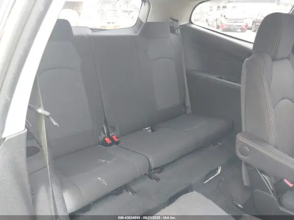 1GNKVGKD4HJ101557 2017 CHEVROLET TRAVERSE - Image 8