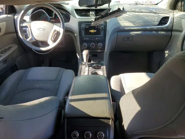 1GNKVGKD4HJ125101 2017 CHEVROLET TRAVERSE - Image 8