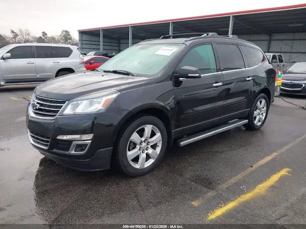 1GNKVGKD4HJ197948 2017 CHEVROLET TRAVERSE - Image 2