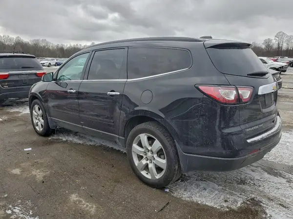 1GNKVGKD4HJ209581 2017 CHEVROLET TRAVERSE - Image 2