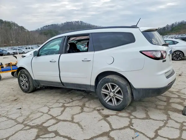 1GNKVGKD4HJ212304 2017 CHEVROLET TRAVERSE - Image 2