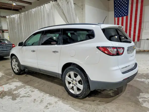 1GNKVGKD4HJ226607 2017 CHEVROLET TRAVERSE - Image 2