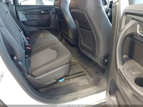 1GNKVGKD4HJ236330 2017 CHEVROLET TRAVERSE - Image 8