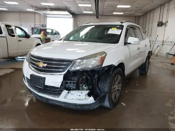 1GNKVGKD4HJ239373 2017 CHEVROLET TRAVERSE - Image 2