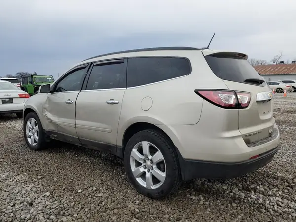 1GNKVGKD4HJ241799 2017 CHEVROLET TRAVERSE - Image 2