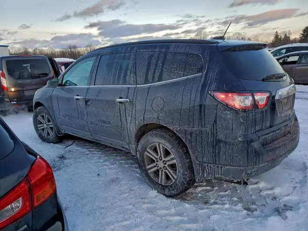 1GNKVGKD4HJ252401 2017 CHEVROLET TRAVERSE - Image 2