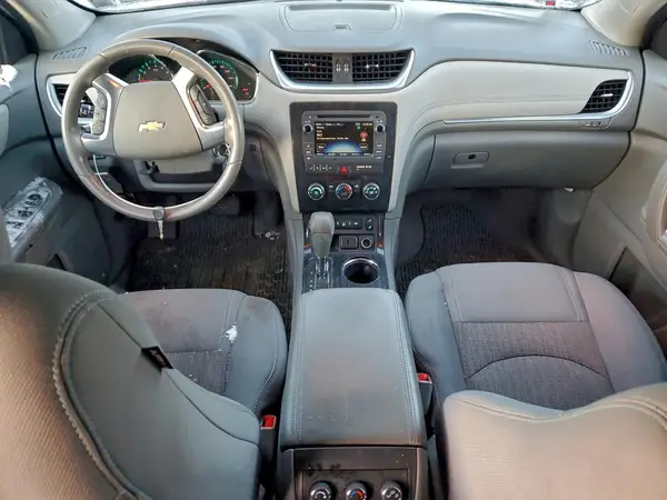 1GNKVGKD4HJ252401 2017 CHEVROLET TRAVERSE - Image 8