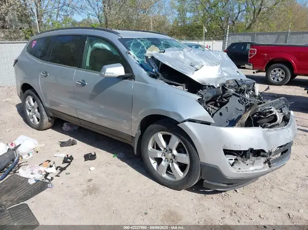 1GNKVGKD4HJ265696 2017 CHEVROLET TRAVERSE - Image 1