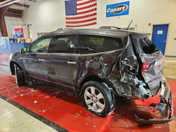 1GNKVGKD4HJ268095 2017 CHEVROLET TRAVERSE - Image 2