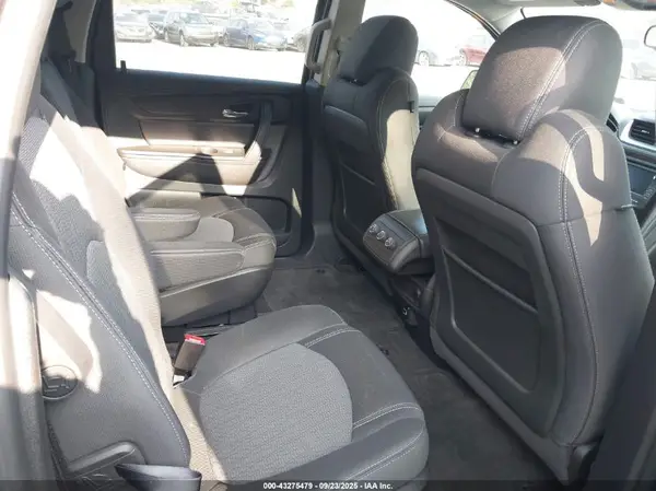 1GNKVGKD4HJ333091 2017 CHEVROLET TRAVERSE - Image 8