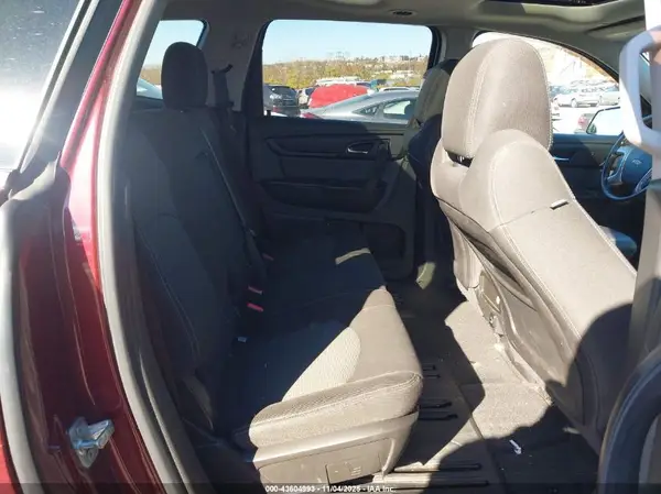 1GNKVGKD4HJ342986 2017 CHEVROLET TRAVERSE - Image 8