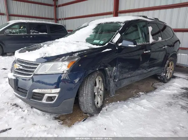 1GNKVGKD5GJ122612 2016 CHEVROLET TRAVERSE - Image 2