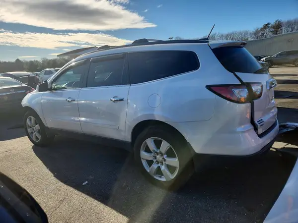 1GNKVGKD5GJ179439 2016 CHEVROLET TRAVERSE - Image 2
