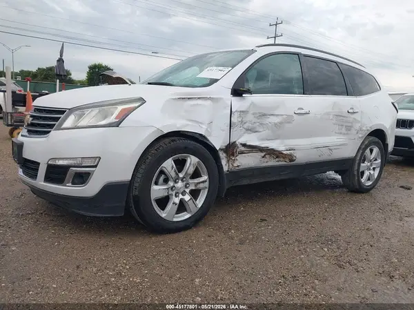 1GNKVGKD5GJ185015 2016 CHEVROLET TRAVERSE - Image 2
