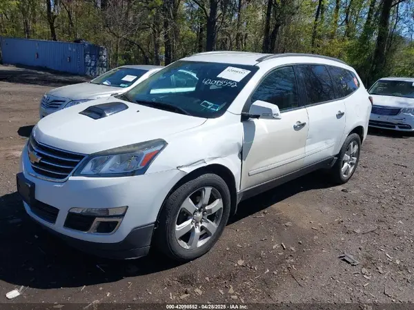 1GNKVGKD5GJ192868 2016 CHEVROLET TRAVERSE - Image 2