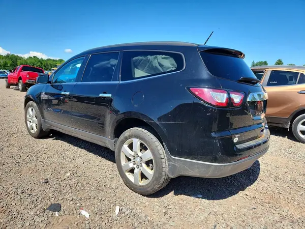1GNKVGKD5GJ251675 2016 CHEVROLET TRAVERSE - Image 2