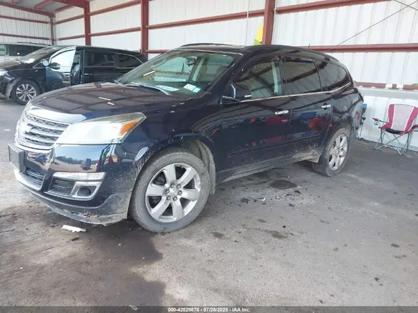 1GNKVGKD5GJ301314 2016 CHEVROLET TRAVERSE - Image 2
