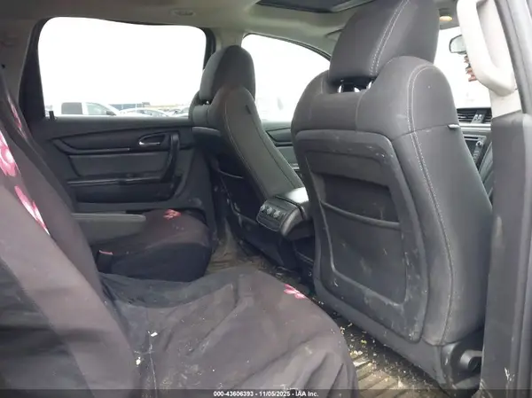 1GNKVGKD5HJ105844 2017 CHEVROLET TRAVERSE - Image 8