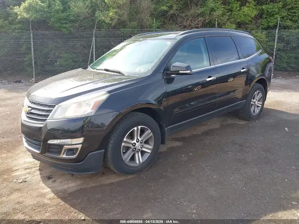 1GNKVGKD5HJ126662 2017 CHEVROLET TRAVERSE - Image 2