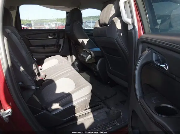 1GNKVGKD5HJ135801 2017 CHEVROLET TRAVERSE - Image 8