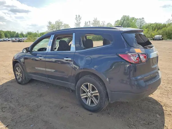 1GNKVGKD5HJ141694 2017 CHEVROLET TRAVERSE - Image 2