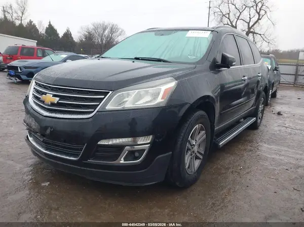 1GNKVGKD5HJ177501 2017 CHEVROLET TRAVERSE - Image 2