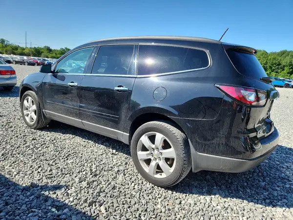1GNKVGKD5HJ185100 2017 CHEVROLET TRAVERSE - Image 2