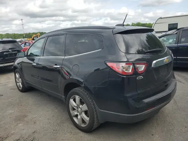 1GNKVGKD5HJ249300 2017 CHEVROLET TRAVERSE - Image 2