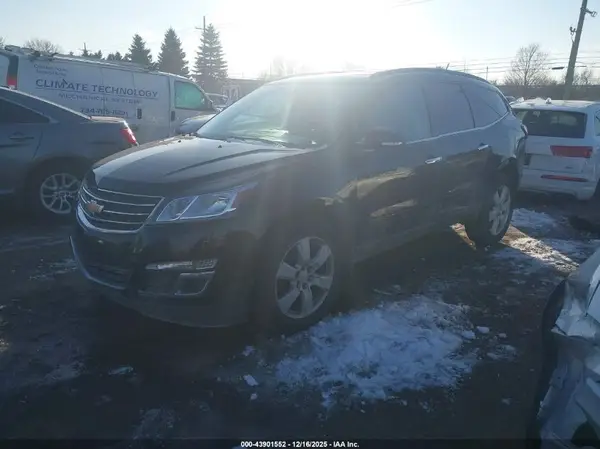 1GNKVGKD5HJ315408 2017 CHEVROLET TRAVERSE - Image 2