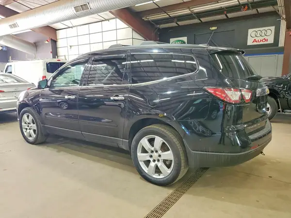 1GNKVGKD5HJ354547 2017 CHEVROLET TRAVERSE - Image 2