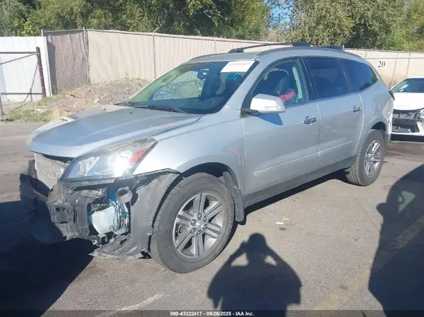 1GNKVGKD6GJ135255 2016 CHEVROLET TRAVERSE - Image 2