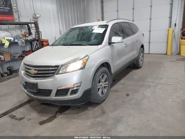 1GNKVGKD6GJ284944 2016 CHEVROLET TRAVERSE - Image 2