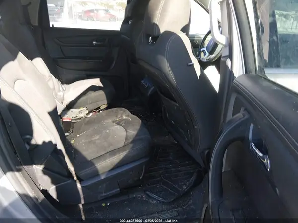 1GNKVGKD6HJ101608 2017 CHEVROLET TRAVERSE - Image 8