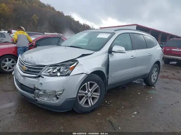 1GNKVGKD6HJ104542 2017 CHEVROLET TRAVERSE - Image 2