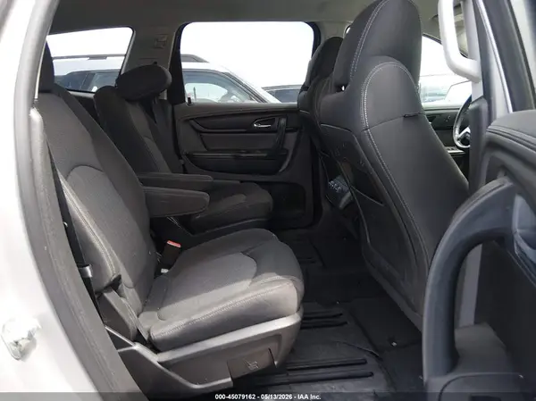 1GNKVGKD6HJ121552 2017 CHEVROLET TRAVERSE - Image 8