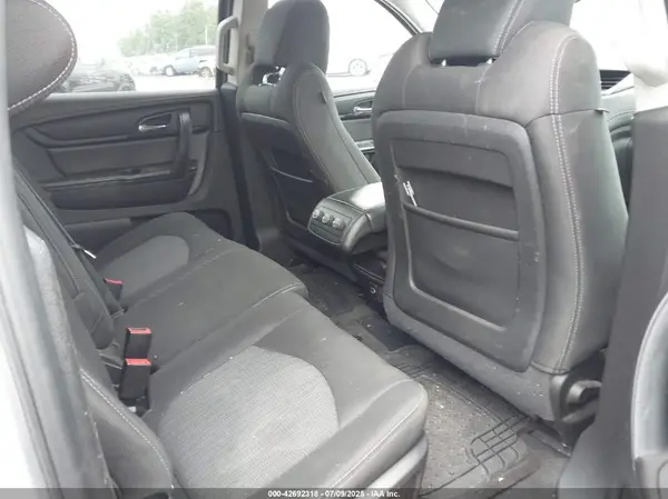 1GNKVGKD6HJ138335 2017 CHEVROLET TRAVERSE - Image 8