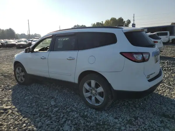 1GNKVGKD6HJ193464 2017 CHEVROLET TRAVERSE - Image 2