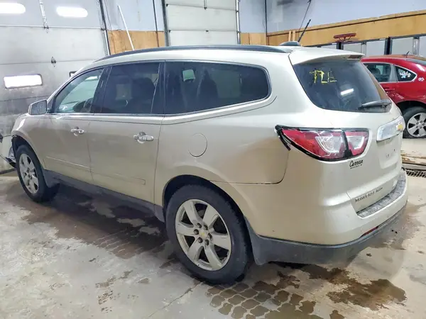 1GNKVGKD6HJ282032 2017 CHEVROLET TRAVERSE - Image 2