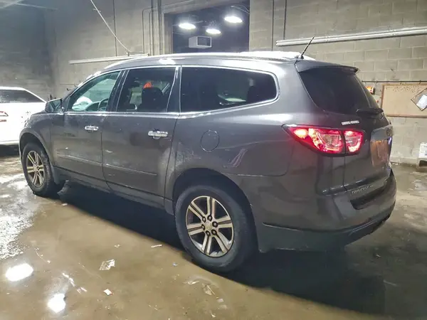 1GNKVGKD6HJ295556 2017 CHEVROLET TRAVERSE - Image 2