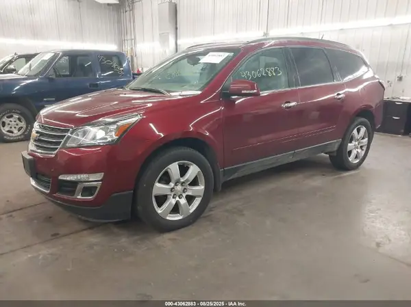 1GNKVGKD6HJ320195 2017 CHEVROLET TRAVERSE - Image 2