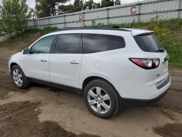 1GNKVGKD6HJ352659 2017 CHEVROLET TRAVERSE - Image 2