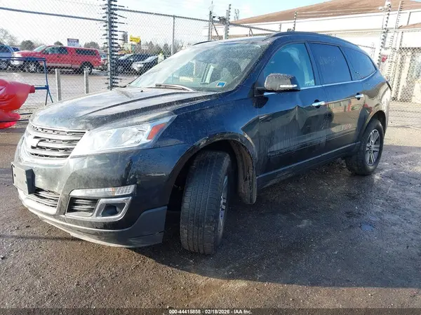 1GNKVGKD7GJ318485 2016 CHEVROLET TRAVERSE - Image 2