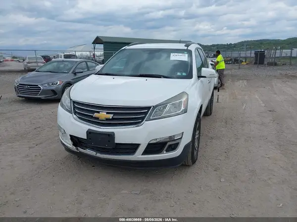 1GNKVGKD7HJ122550 2017 CHEVROLET TRAVERSE - Image 2