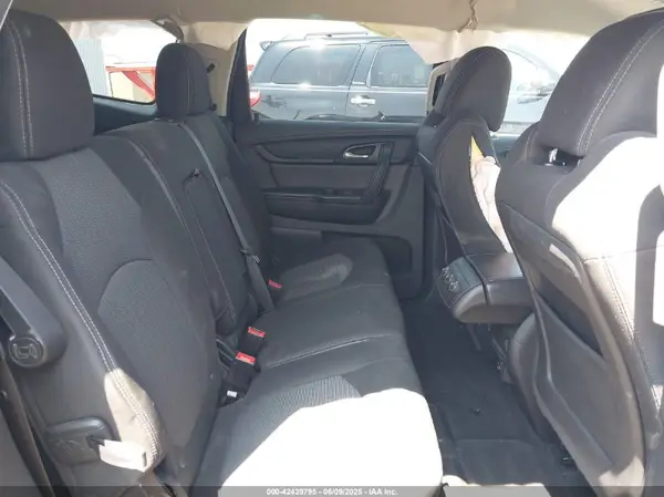 1GNKVGKD7HJ168993 2017 CHEVROLET TRAVERSE - Image 8