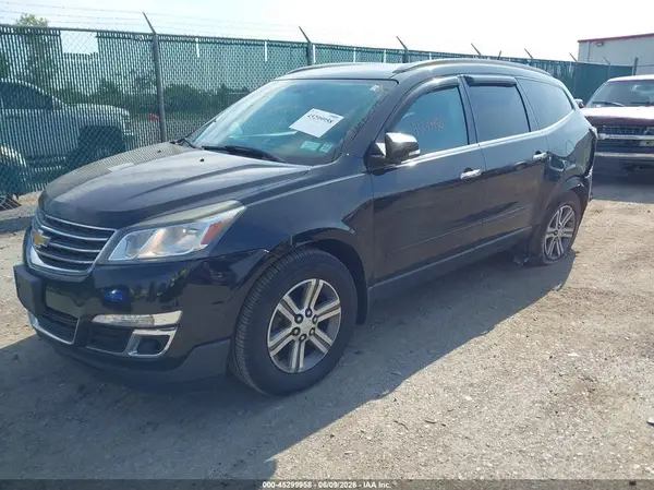 1GNKVGKD7HJ178729 2017 CHEVROLET TRAVERSE - Image 2