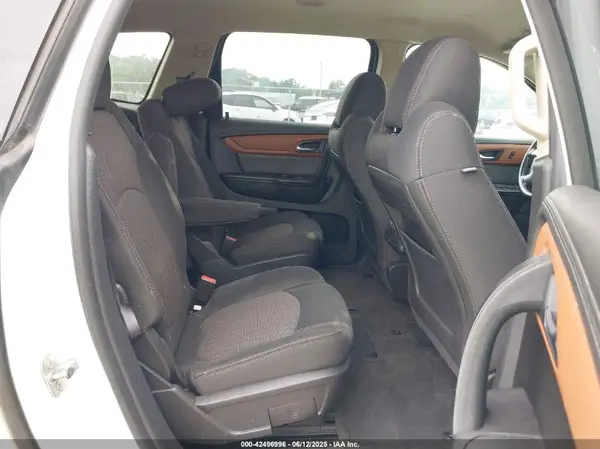 1GNKVGKD7HJ231011 2017 CHEVROLET TRAVERSE - Image 8
