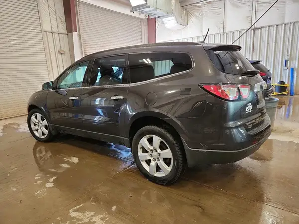 1GNKVGKD7HJ233745 2017 CHEVROLET TRAVERSE - Image 2