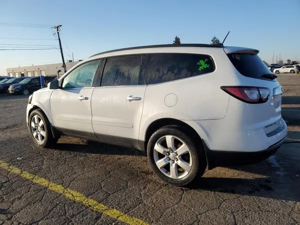 1GNKVGKD7HJ268608 2017 CHEVROLET TRAVERSE - Image 2