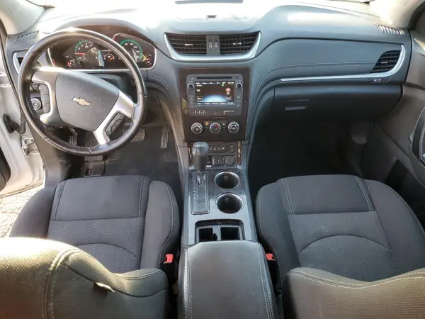 1GNKVGKD7HJ268608 2017 CHEVROLET TRAVERSE - Image 8